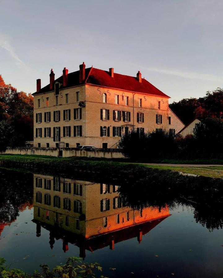 Bed and Breakfast Le Moulin Neuf Ancy-le-Franc Экстерьер фото